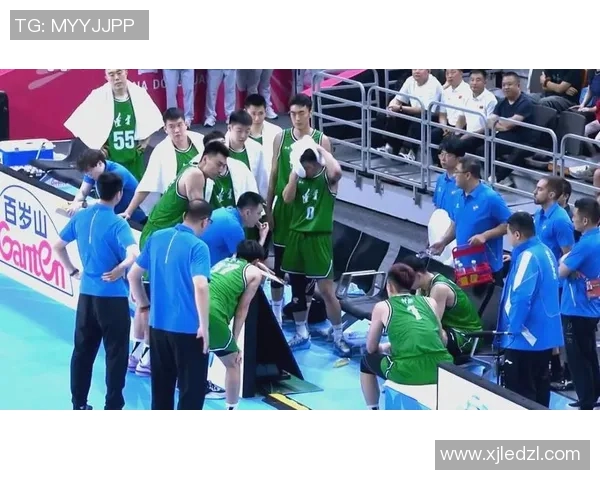 CBA广东与浙江激烈对抗引发冲突球迷与球员反应各异